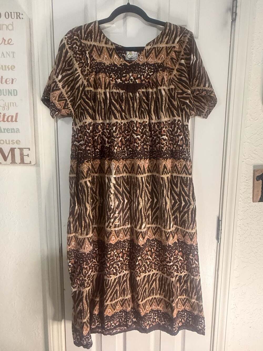 Daffodil Animal Print Short Sleeve Casual Maxi Dress Vintage